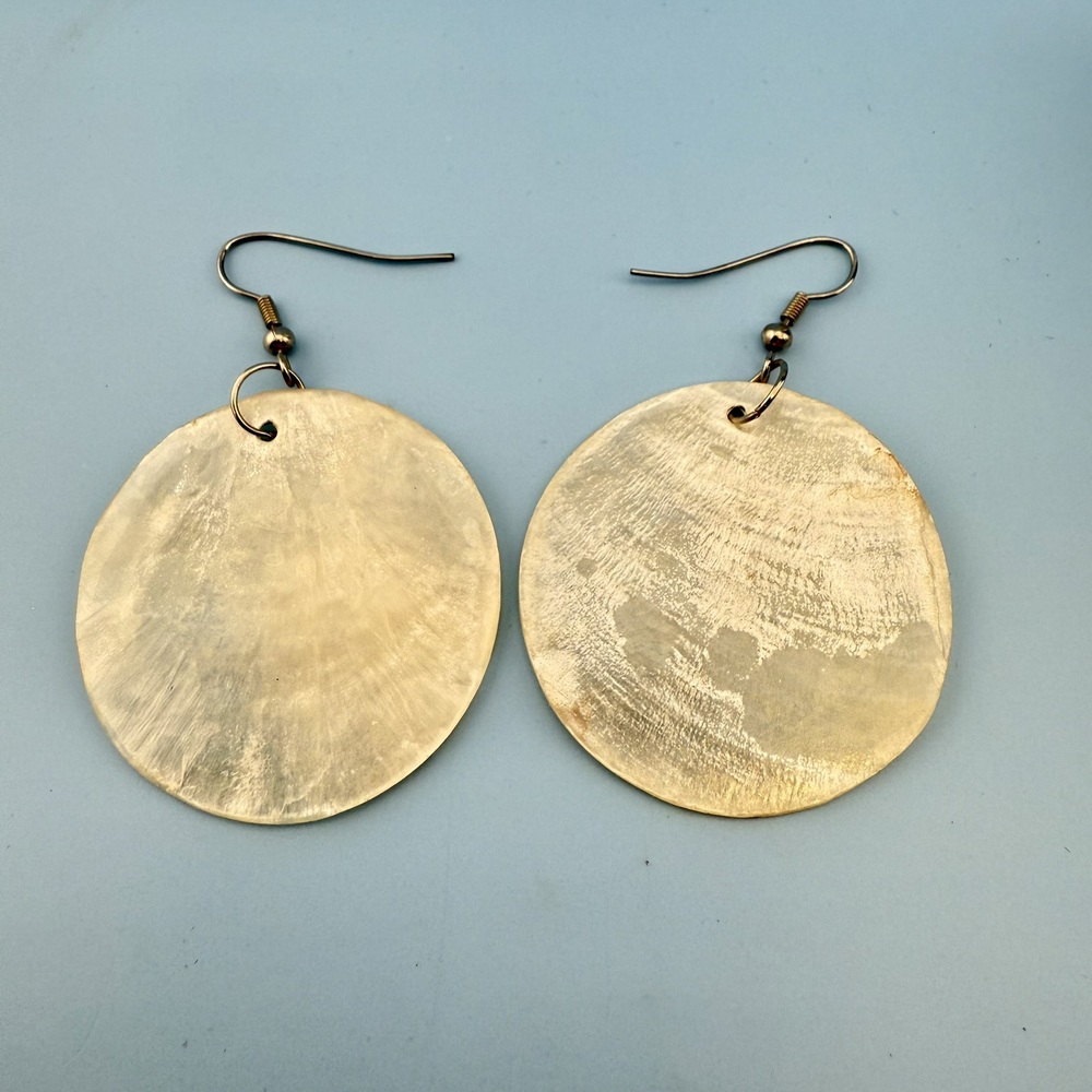 4/$15 Shell Disc Dangle Earrings – Boho Statement